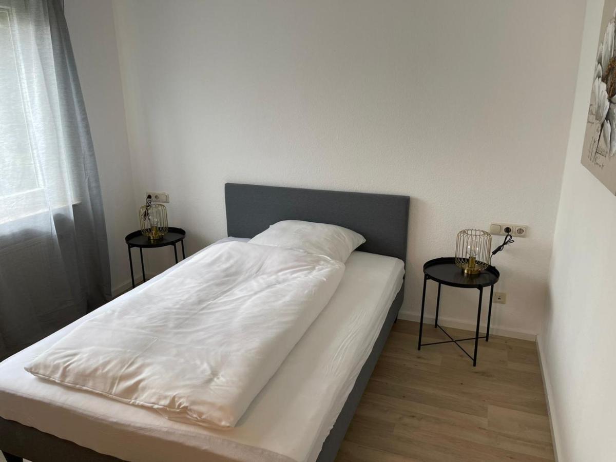 1 Bett Zimmer In Ehemaligen Hotel Siegen Exterior photo